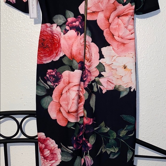 COPY - Premier Amour Dress - Picture 4 of 5